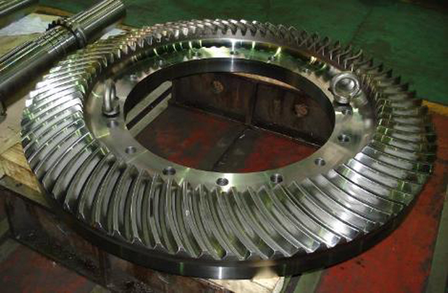 Spiral bevel gear